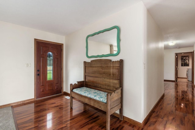1875 Madden Higgins Rd, London, OH 43140 - foyer entrance with wood finished floors and baseboards