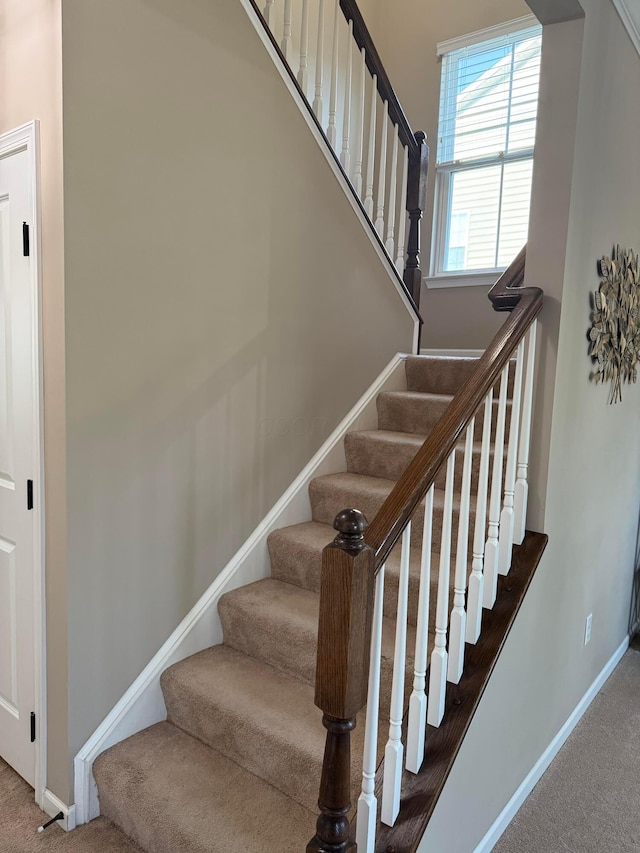150 Shawnee Dr, Pickerington, OH 43147 - stairway featuring baseboards and carpet flooring