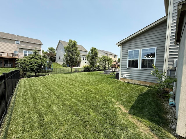 150 Shawnee Dr, Pickerington, OH 43147 - view of yard with a residential view