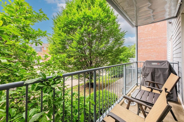 10 E Weber Rd Unit 205, Columbus, OH 43202 - balcony featuring grilling area