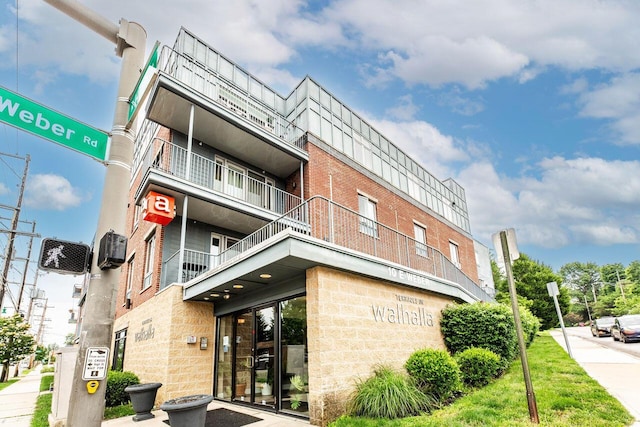 10 E Weber Rd Unit 205, Columbus, OH 43202 - view of building exterior