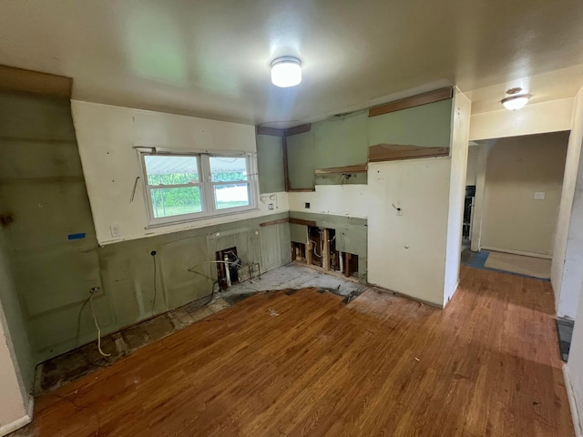 5340 Edgeview Rd, Columbus, OH 43207 - washroom with light wood-style floors