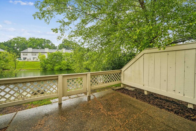 5905 Shadow Lake Cir, Columbus, OH 43235 - view of yard with view of wooded area
