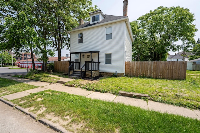 28 S Wheatland Ave, Columbus, OH 43204 - traditional style home with a chimney