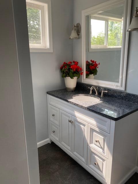 2691 Howey Rd, Columbus, OH 43211 - bathroom featuring vanity