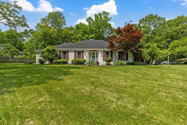 685 Hawthorne Dr, Circleville, OH 43113 - view of ranch-style home