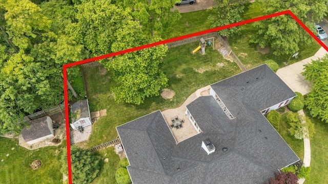 685 Hawthorne Dr, Circleville, OH 43113 - aerial overview of property's location featuring property boundaries highlighted