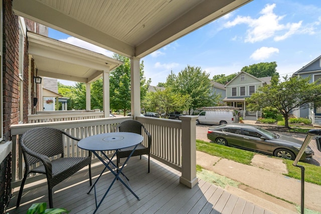 994 Delaware Ave, Columbus, OH 43201 - view of porch