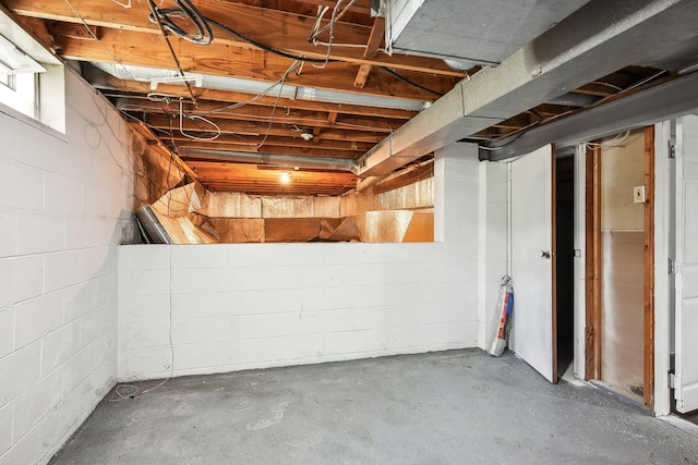 2117 Kilbourne Ave, Columbus, OH 43229 - view of unfinished below grade area