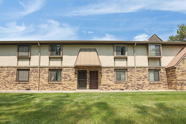 3195 Summerdale Ln, Columbus, OH 43221 - view of building exterior