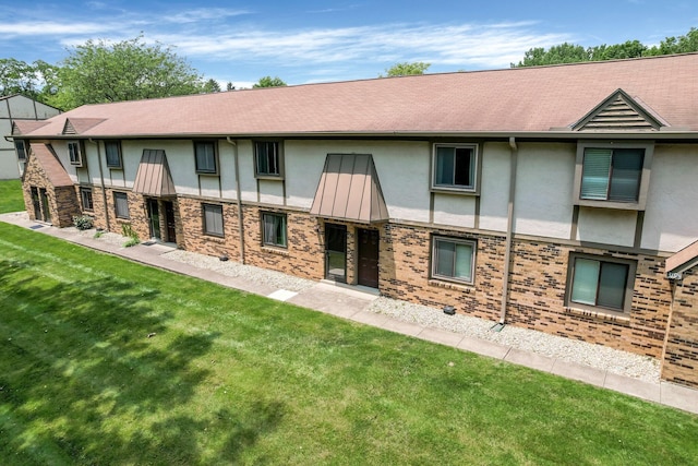 3195 Summerdale Ln, Columbus, OH 43221 - view of building exterior