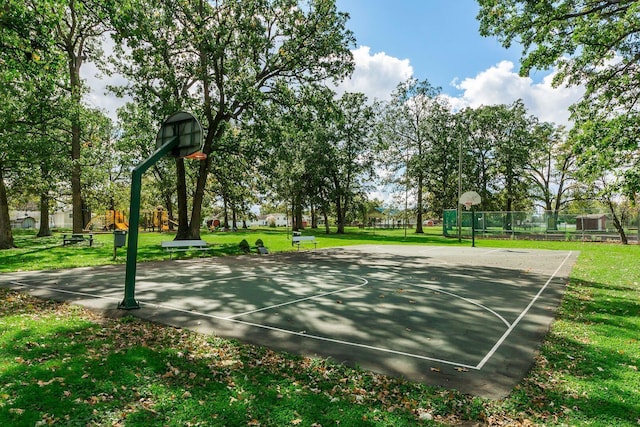 133 Blendon Rd, West Jefferson, OH 43162 - view of sport court with community basketball court