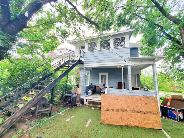 236 E Lane Ave, Columbus, OH 43201 - rear view of property with stairway