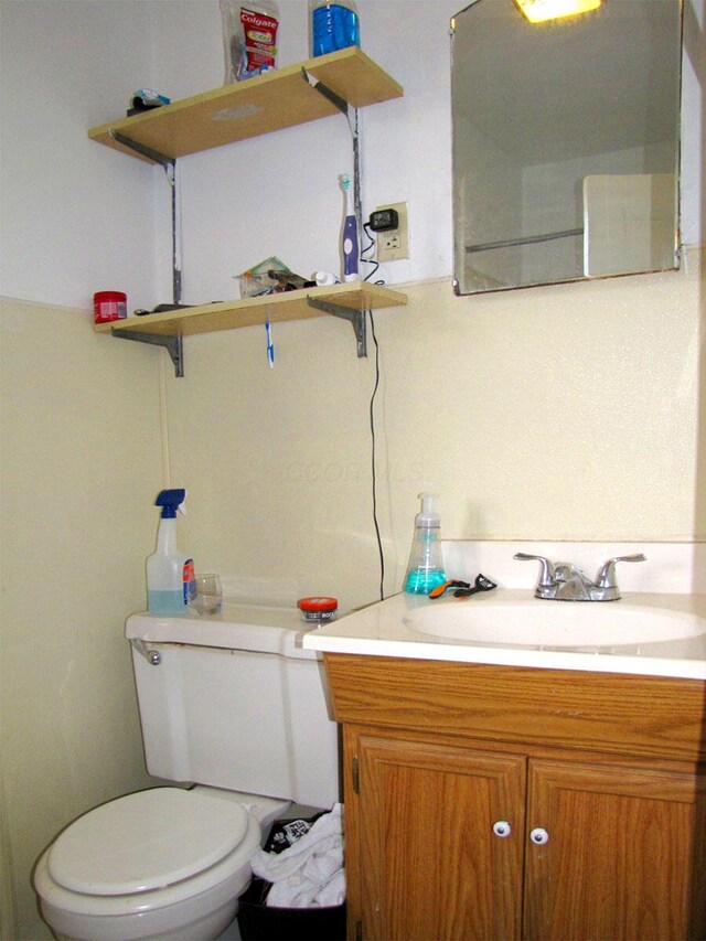 236 E Lane Ave, Columbus, OH 43201 - half bathroom featuring vanity