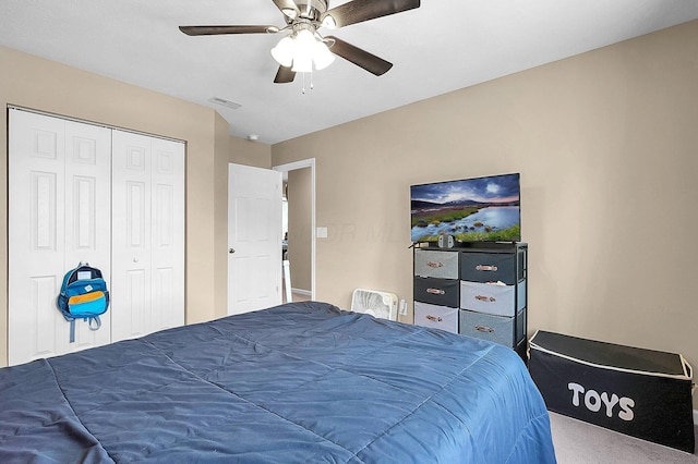 1598 Metcalfe Ave, Obetz, OH 43207 - bedroom featuring carpet flooring, a closet, and a ceiling fan