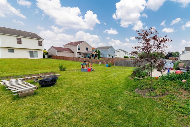 91 Richard Ave, South Bloomfield, OH 43103 - view of yard with a fire pit and a residential view