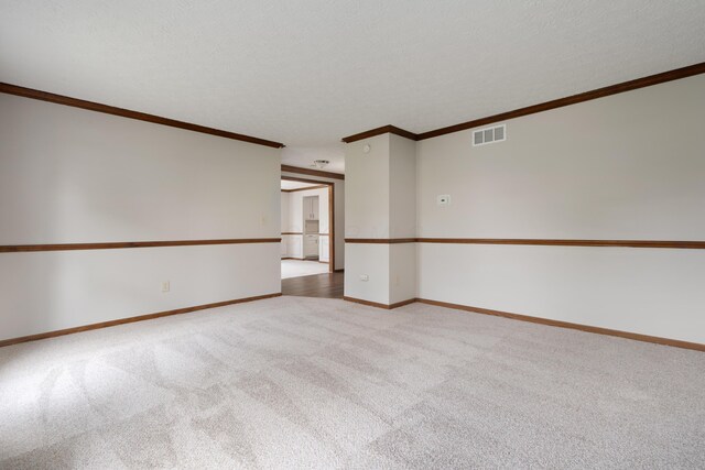 7552 Deer Creek Dr, Columbus, OH 43085 - unfurnished room featuring carpet floors, baseboards, and ornamental molding