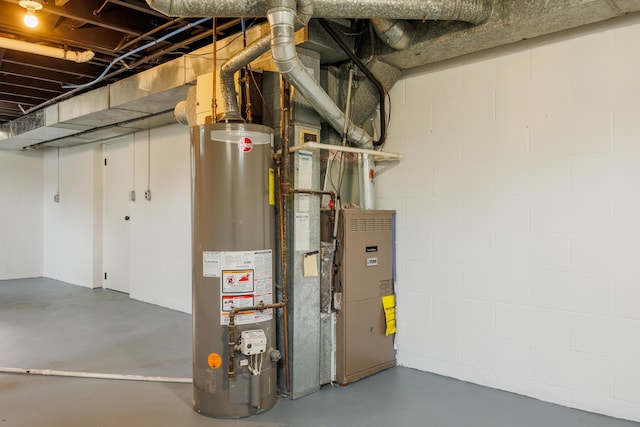 1079 Loring Rd, Columbus, OH 43224 - utility room featuring water heater