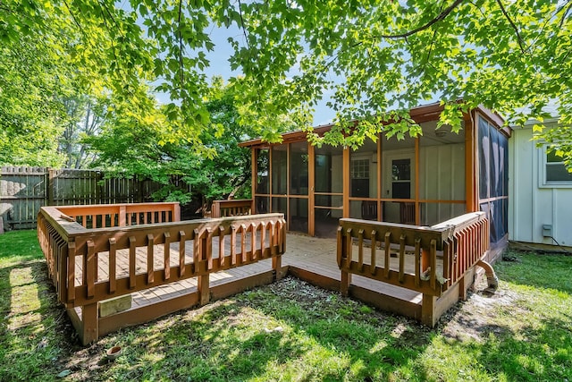 929 Fairwood Ave, Marion, OH 43302 - deck featuring a sunroom
