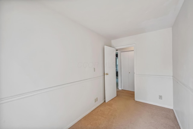929 Fairwood Ave, Marion, OH 43302 - unfurnished room featuring light carpet and baseboards