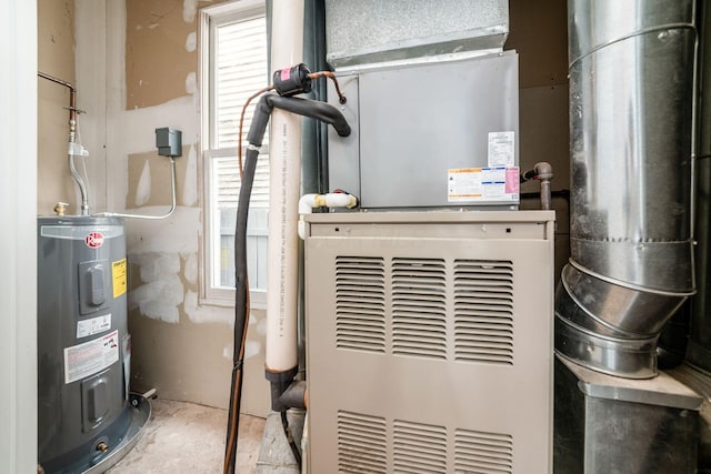 1116 Summit St Unit 1114, Columbus, OH 43201 - utilities with water heater