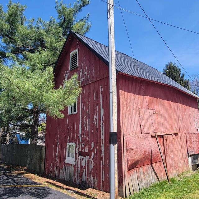 3813 N Old State Rd, Delaware, OH 43015 - view of barn