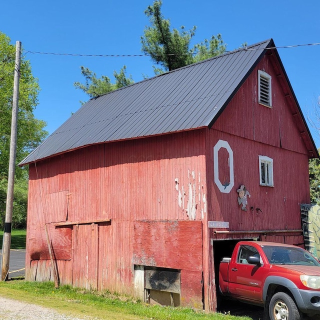 3813 N Old State Rd, Delaware, OH 43015 - view of barn