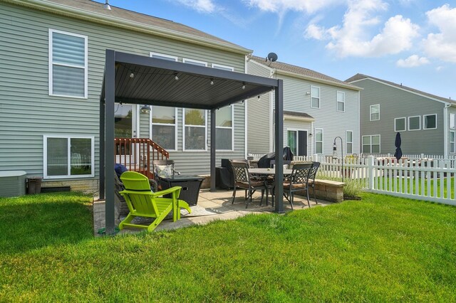 6368 Casado Dr, Columbus, OH 43213 - rear view of house with a patio