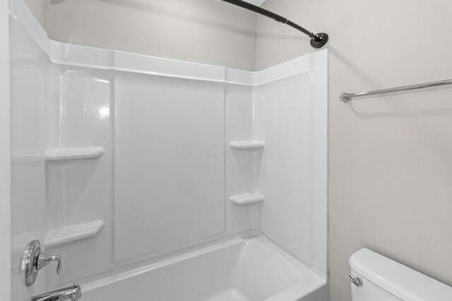 3015 Green Line Way, Columbus, OH 43231 - full bath featuring toilet and bathing tub / shower combination