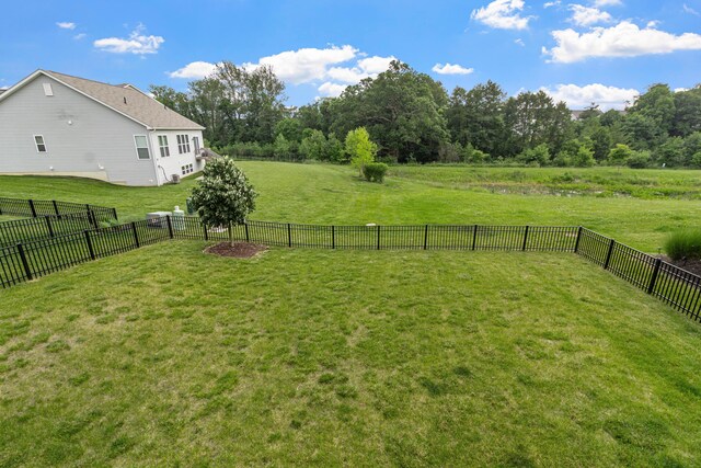 3015 Green Line Way, Columbus, OH 43231 - view of yard