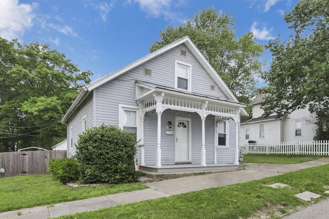 115 N Walnut St, Baltimore, OH 43105 - view of front of property with a porch