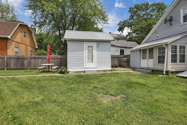 115 N Walnut St, Baltimore, OH 43105 - view of yard featuring entry steps