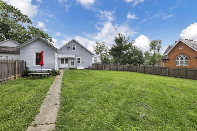 115 N Walnut St, Baltimore, OH 43105 - view of yard
