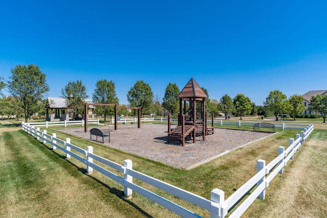 1201 Stone Trail Dr, Blacklick, OH 43004 - community jungle gym with a yard