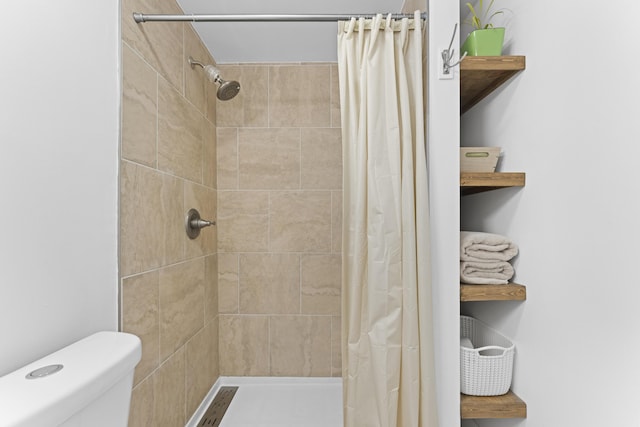 6576 Creon Dr, Reynoldsburg, OH 43068 - bathroom with tiled shower and toilet