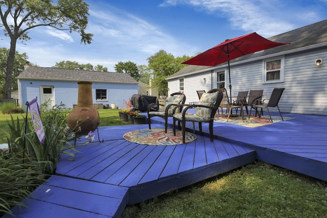 6769 Hildreth Ave, Columbus, OH 43229 - wooden terrace with an outdoor hangout area and outdoor dining area