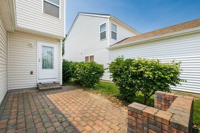 1420 Bellow Falls Pl, Columbus, OH 43228 - view of patio / terrace