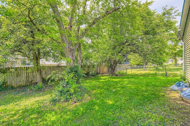 5359 Ivywood Ln, Columbus, OH 43229 - view of fenced backyard