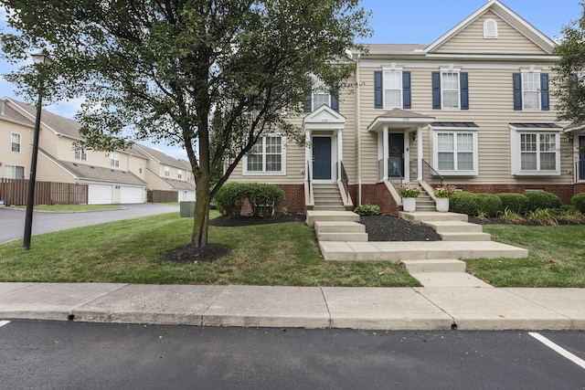 6310 Wagtail Rd Unit 6, Columbus, OH 43230 - view of property featuring a front yard