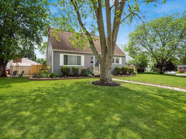5298 Crawford Dr, Columbus, OH 43229 - view of front of home featuring roof with shingles