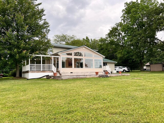 20600 Hellwig Rd, Utica, OH 43080 - rear view of property featuring a sunroom, a yard, and crawl space