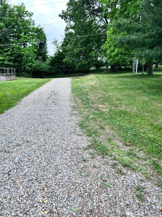 20600 Hellwig Rd, Utica, OH 43080 - view of street