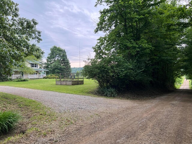 20600 Hellwig Rd, Utica, OH 43080 - view of dirt / gravel road