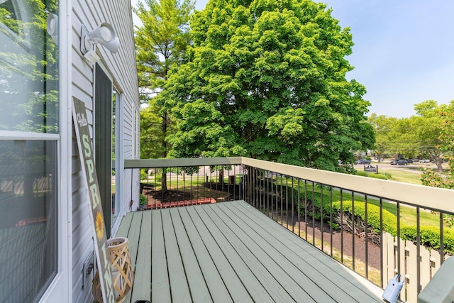3013 La Vista Dr Unit 29, Columbus, OH 43204 - wooden deck featuring view of scattered trees