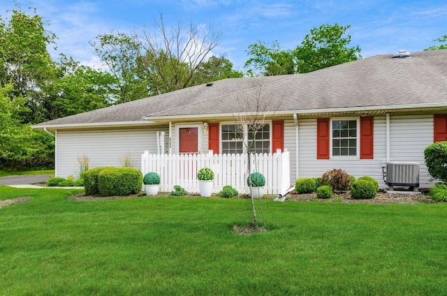 4393 Hammerton Dr Unit 14B, Columbus, OH 43228 - ranch-style house with a shingled roof