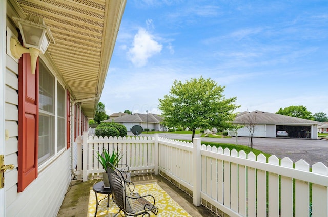 4393 Hammerton Dr Unit 14B, Columbus, OH 43228 - view of patio