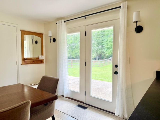 1855 Itawamba Trl, London, OH 43140 - view of doorway to outside