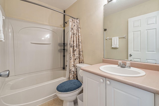 8281 Deering Oaks Dr, Blacklick, OH 43004 - full bathroom featuring toilet, shower / bath combo, vanity, and tile patterned floors