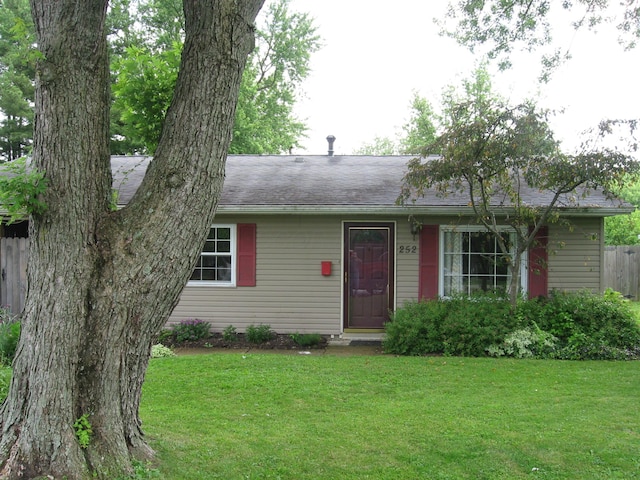 252 Randolph St, Wilmington, OH 45177 - ranch-style home with a shingled roof