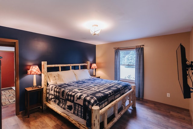 16360 Kreashbaum Rd, Rockbridge, OH 43149 - bedroom with wood finished floors